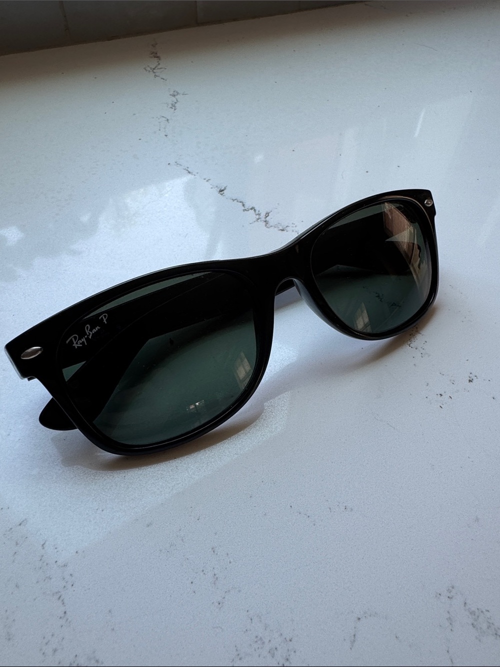 Polarized Ray-Ban Vintage Black Wayfarer